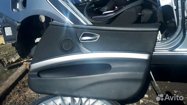 BMW 3 E90 обшивка передняя правая