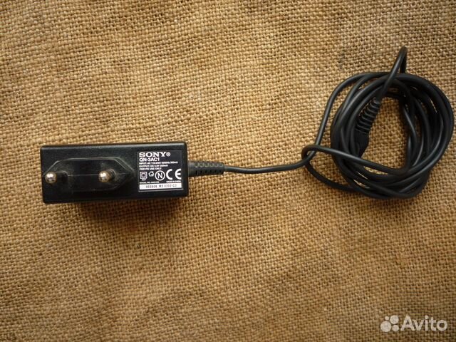 Зарядное устройство Sony QN-3AC1