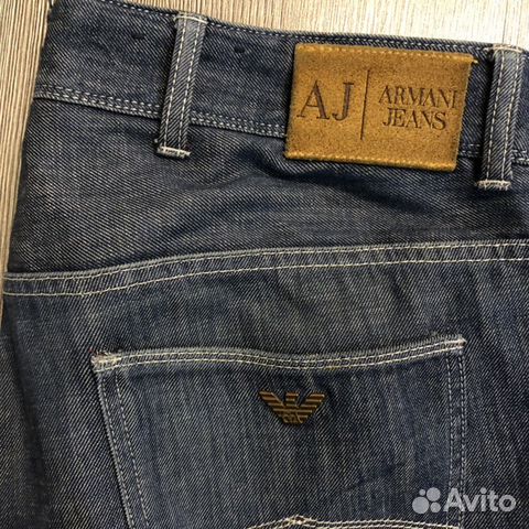 Джинсы Armani