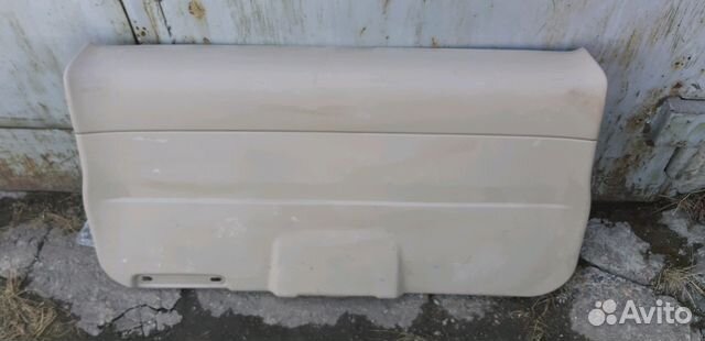 Продам обшивку двери багажника Honda stepwgn