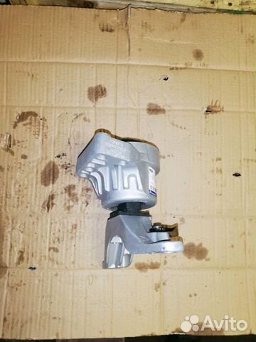 Подушка двигателя верхняя правая форд Мондео 4