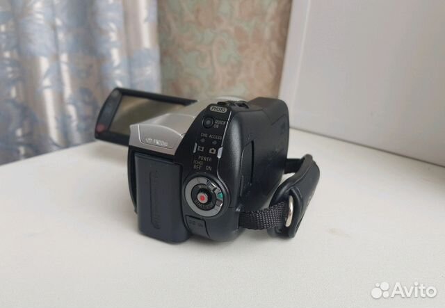 Видеокамера Sony DCR-SR46