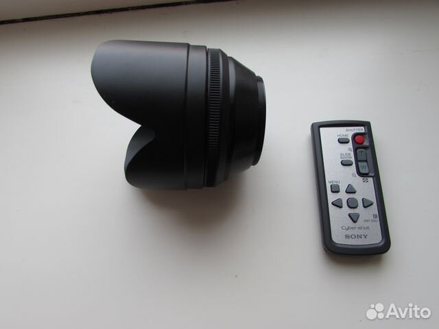 Бленда и Пульт ду от фотоаппарата Sony DSC-H9