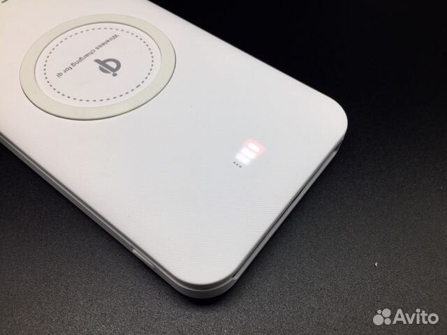 Беспроводной повербанк 8000 mAh Белый Софт-Тач Беспроводной повербанк 8000 mAh Белый Софт-Тач