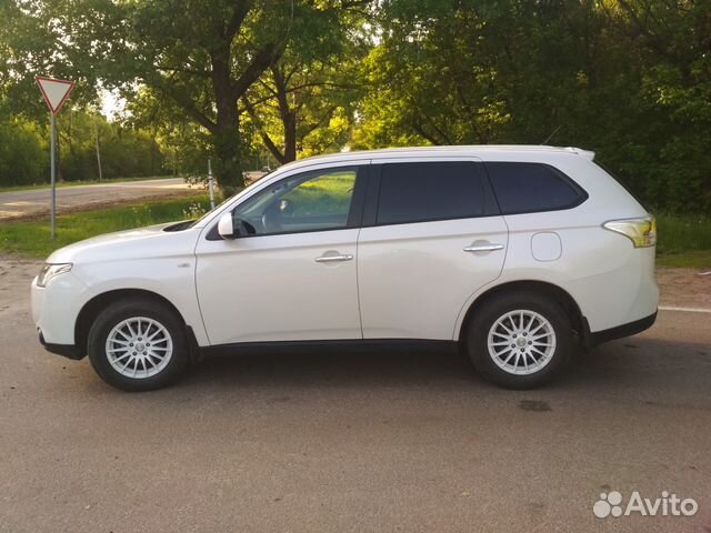 Mitsubishi Outlander 2.0 CVT, 2014, 72 000 км