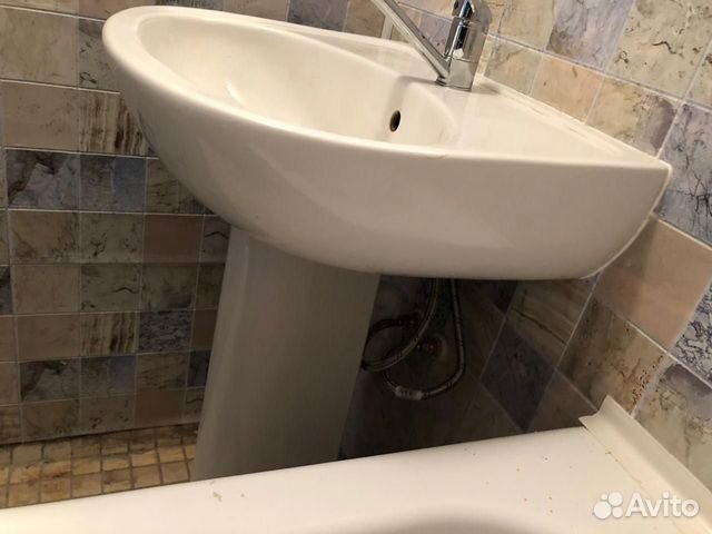 Раковина и пьедестал (без крана)