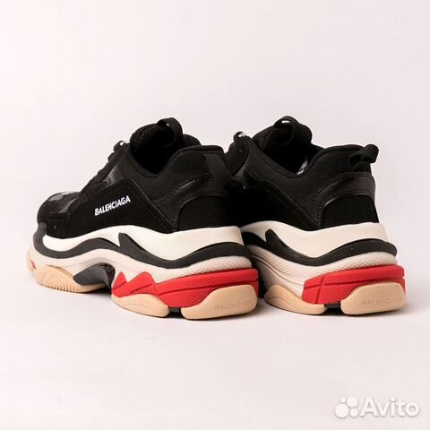 Кроссовки Balenciaga Triple S, черный, размер 37 Кроссовки Balenciaga Triple S, черный, размер 37