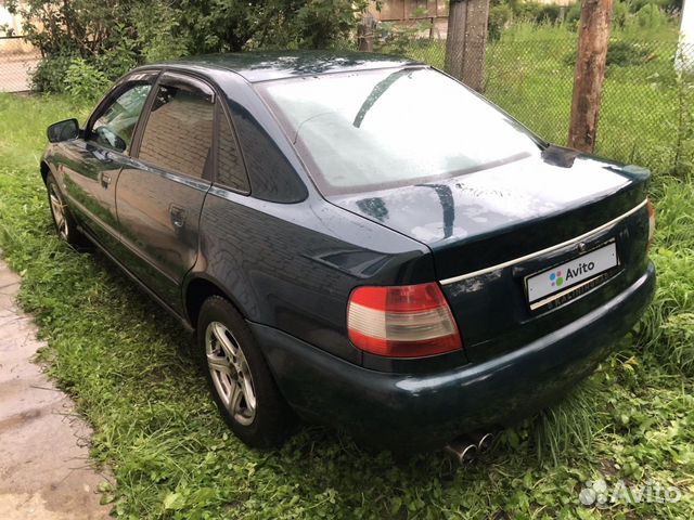 Audi A4 2.6 МТ, 1995, 217 350 км