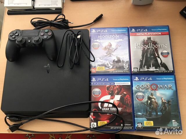 Sony PS4 Slim 1Tb