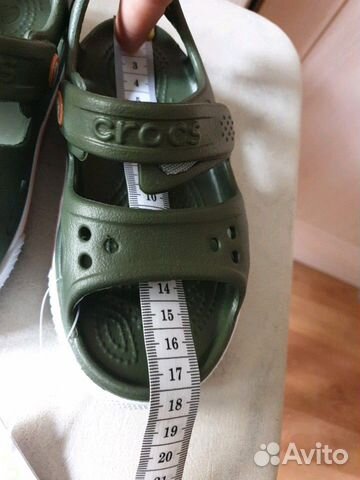 Сандалии новые crocs c9 Сандалии новые crocs c9