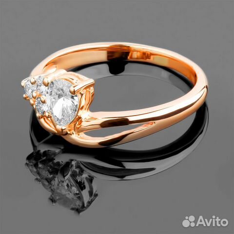 Золотое кольцо с бриллиантами 0.39Ct