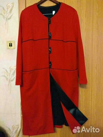 Продам женские платья