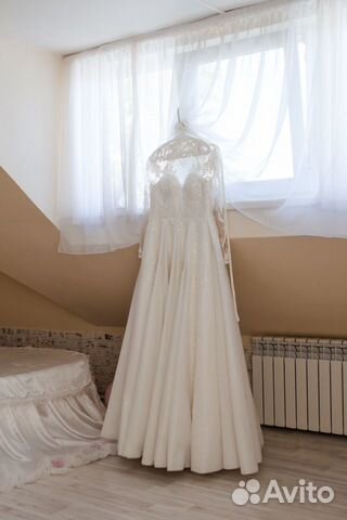 Свадебное платье ручной работы