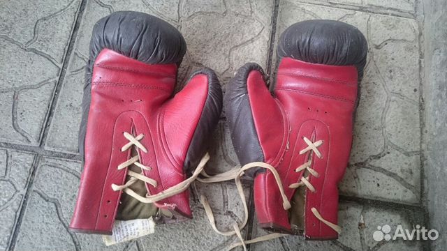 Боксерские перчатки