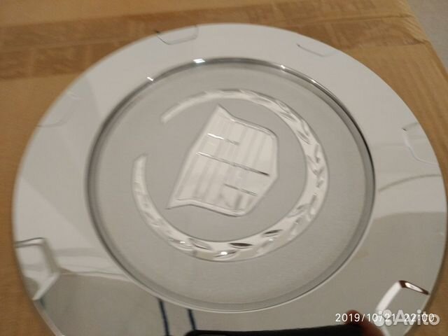 Cadillac Escalade Колпаки дисков