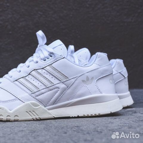 Кроссовки Adidas a.r. Trainer Кроссовки Adidas a.r. Trainer