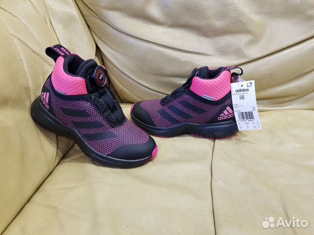 Кроссовки Adidas новые утеплённые 30 и 35 Кроссовки Adidas новые утеплённые 30 и 35