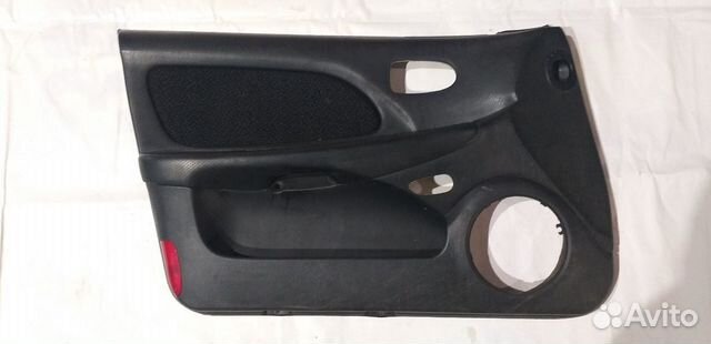 Обшивка двери передняя левая Hyundai Sonata 4EF