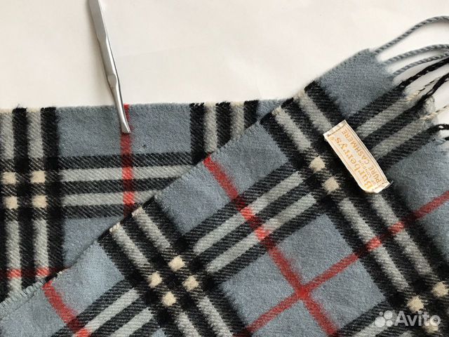 Burberrys London 100 cashmere шарф Burberrys London 100 cashmere шарф