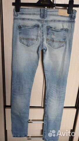 Джинсы Бершка р. 25