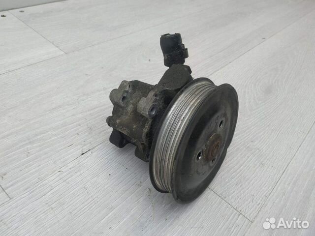 Насос гур 32416780459 BMW X1 E84 Насос гур 32416780459 BMW X1 E84