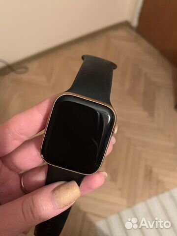 Умные часы Apple Watch Series 4, 44 мм