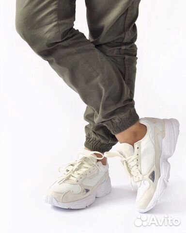Кроссовки Adidas Falcon Кроссовки Adidas Falcon
