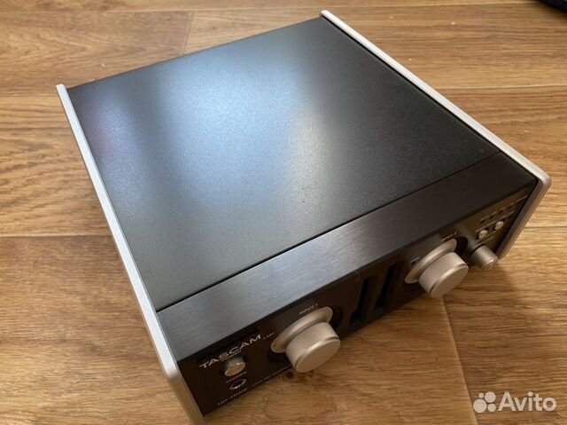 Звуковая карта Tascam UH-7000 Звуковая карта Tascam UH-7000