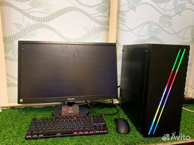 Игровой мощный пк ryzen 7 1700х/DDR 4 8 gb/ssd 500