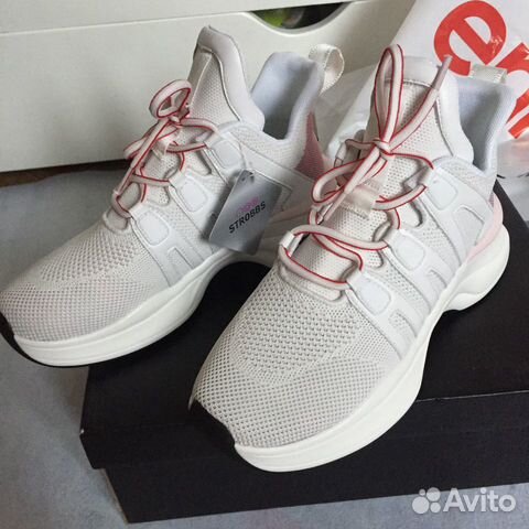 Кроссовки 39 Strobbs