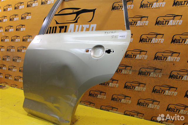 Дверь задняя левая Toyota Rav4 CA30 2006-2013