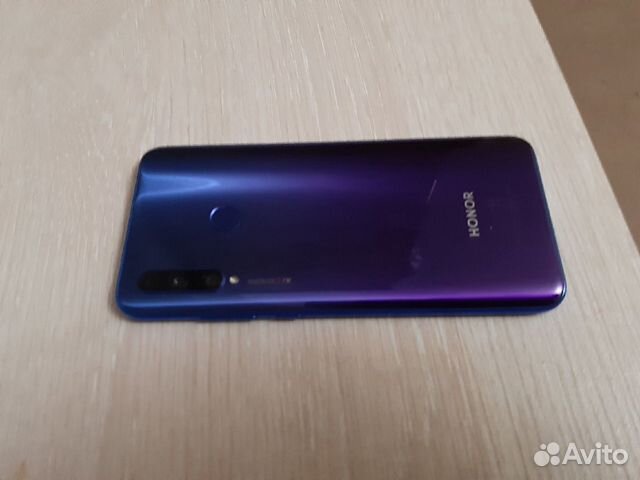 Телефон Huawei Honor 10i Телефон Huawei Honor 10i