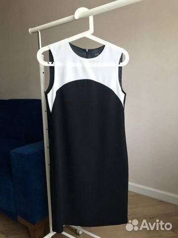 Женское платье-футляр Zara XS Женское платье-футляр Zara XS