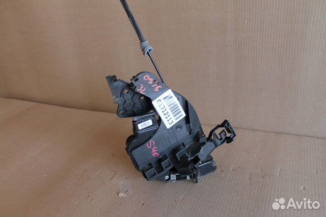 Замок двери задней левой Volvo S40 Замок двери задней левой Volvo S40