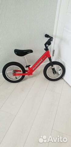 Беговел Runbike Beck, красный Беговел Runbike Beck, красный