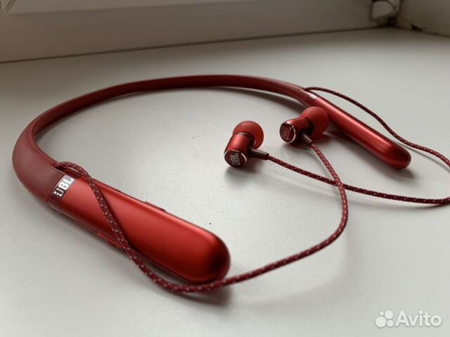 Беспроводные Наушники JBL Live200bt red Беспроводные Наушники JBL Live200bt red