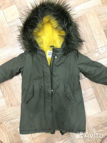 Парка Zara, в отличном состоянии. на девочку 5 лет