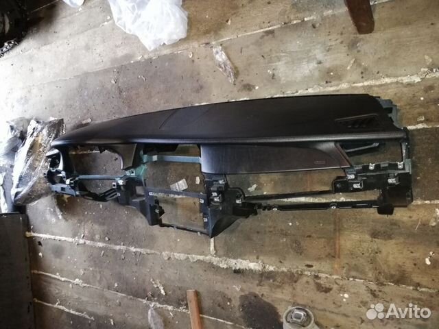 Панель приборов кожа nappa BMW 7 F01 F02 Панель приборов кожа nappa BMW 7 F01 F02