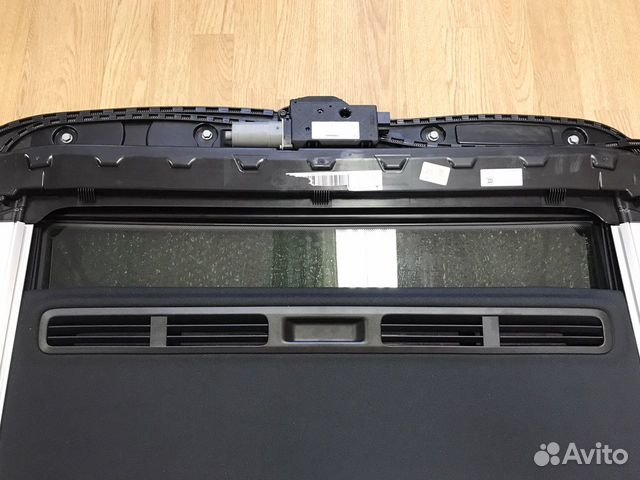 Люк в сборе Mercedes W213 W205 C253 W253 Люк в сборе Mercedes W213 W205 C253 W253