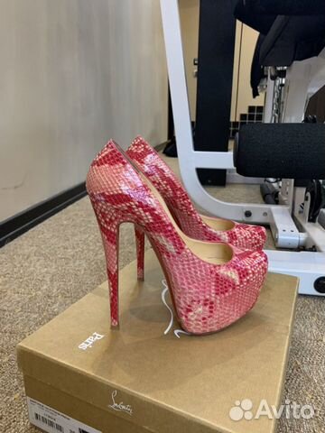 Christian louboutin туфли