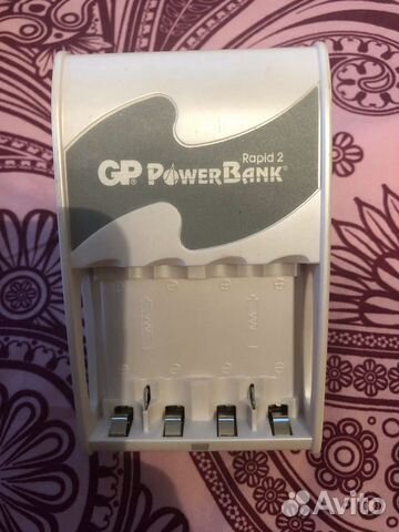 Зарядное устройство GP PowerBank Rapid 2 для ак. б Зарядное устройство GP PowerBank Rapid 2 для ак. б