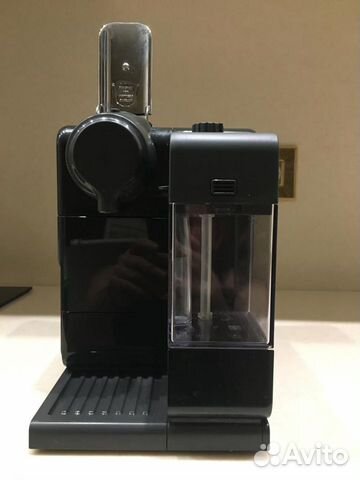 Кофе машина DeLongi Nespresso Кофе машина DeLongi Nespresso