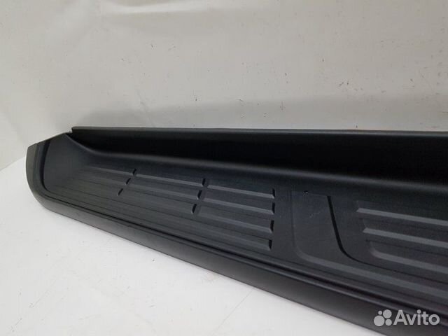 Накладка порога левая Toyota Hilux 8