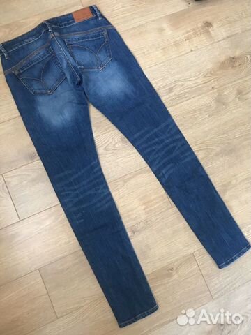 Джинсы Calvin Klein 28 Джинсы Calvin Klein 28