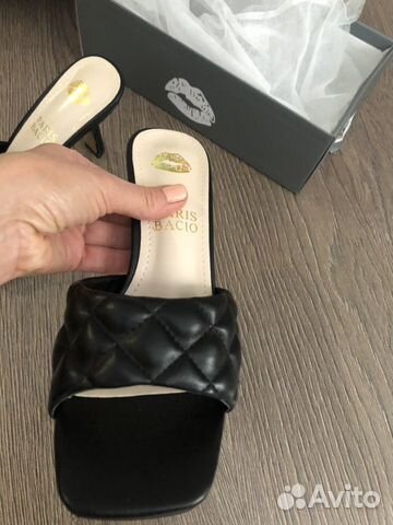 Стёганные кожаные мюлли на каблуке Bottega V Стёганные кожаные мюлли на каблуке Bottega V