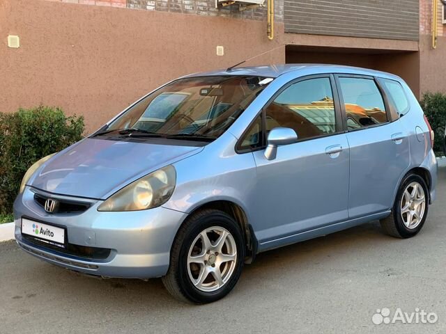 Honda fit 2001 года можно ли подключить флешку