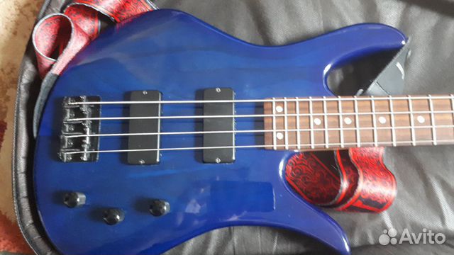 Бас-гитара + комбик Бас-гитара + комбик