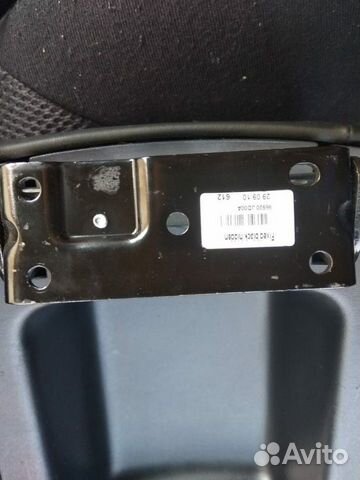 Подлокотник Nissan Qashqai J10