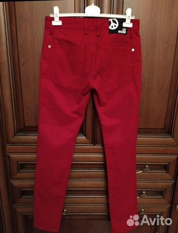 Джинсы 31/34 love moschino