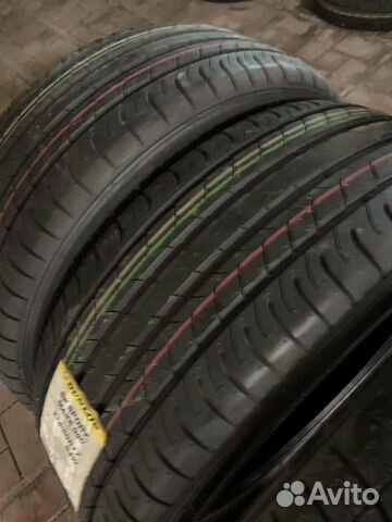 225 50 R17 Dunlop sp sport 050